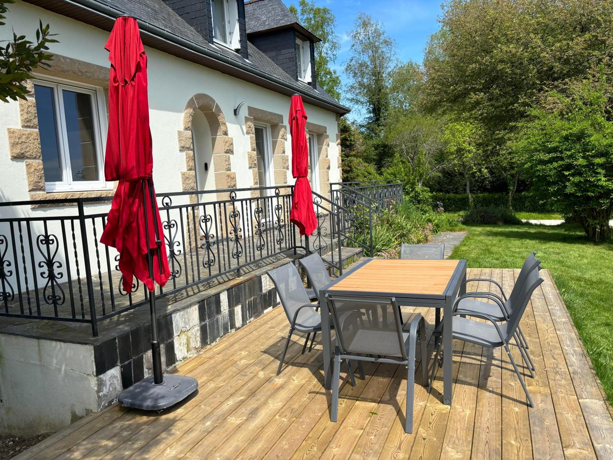 Maison Plélauff Exterior foto